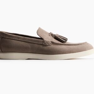 Loafers (chaussures)