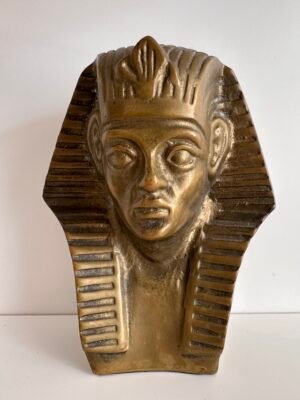 Buste pharaon égyptien en laiton doré de face d'occasion – objet déco vintage de seconde main sur Oumi Friperie