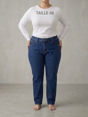 Jean bleu T48 coupe droite pur coton 100 %