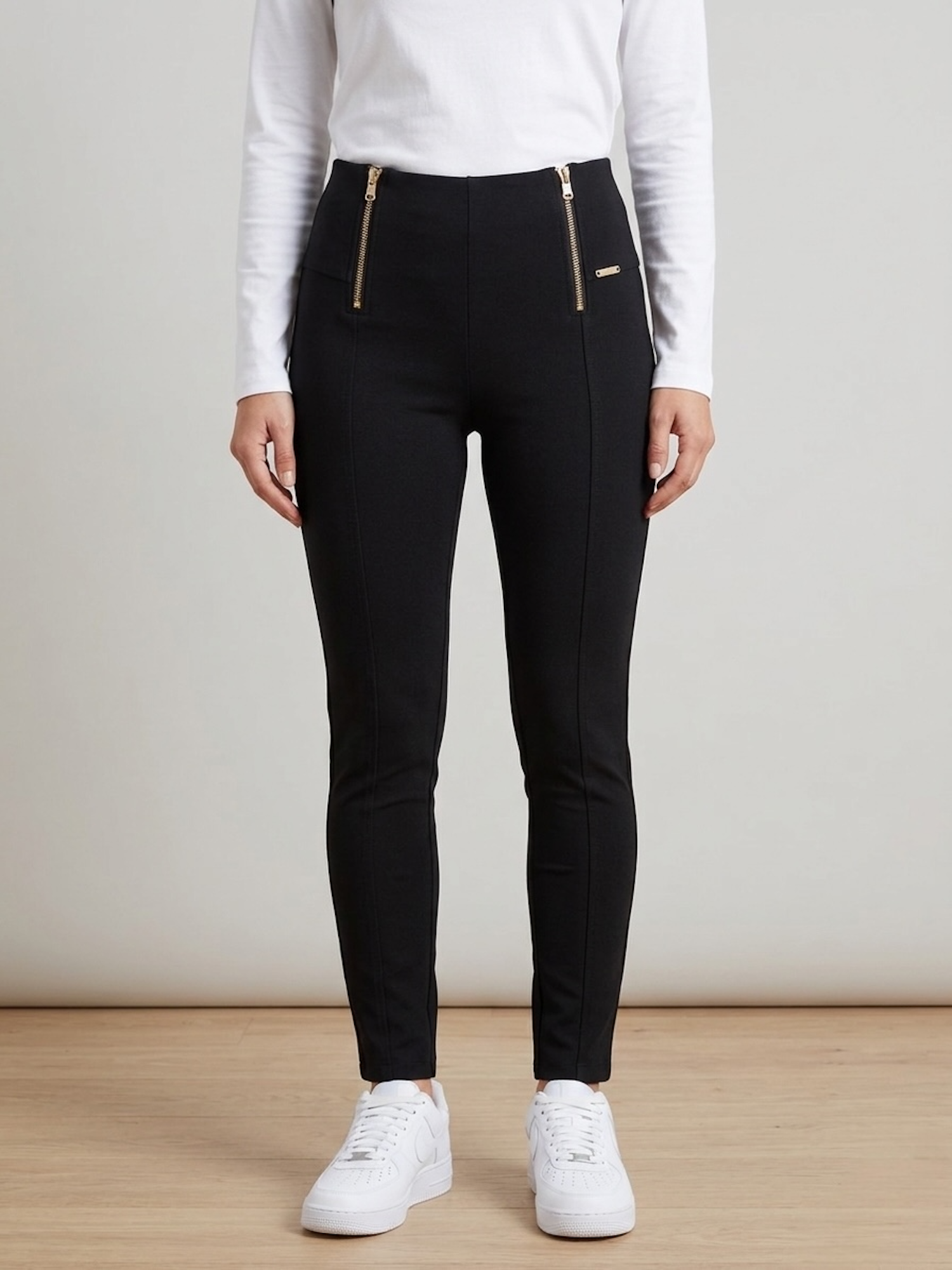 Pantalon T: XS slim noir Guess