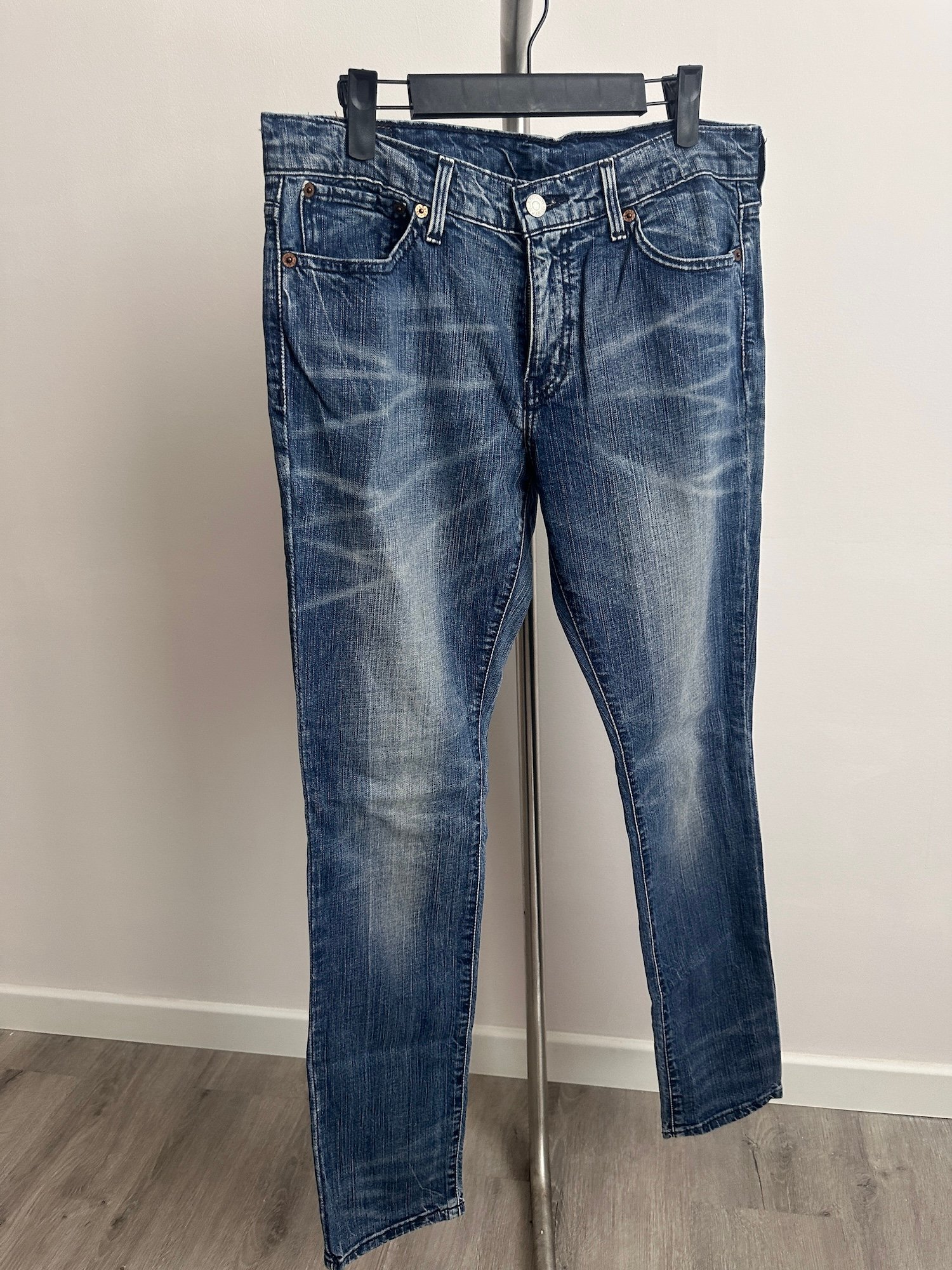 Jean droit Levis T : 28x34 femme – Image 2