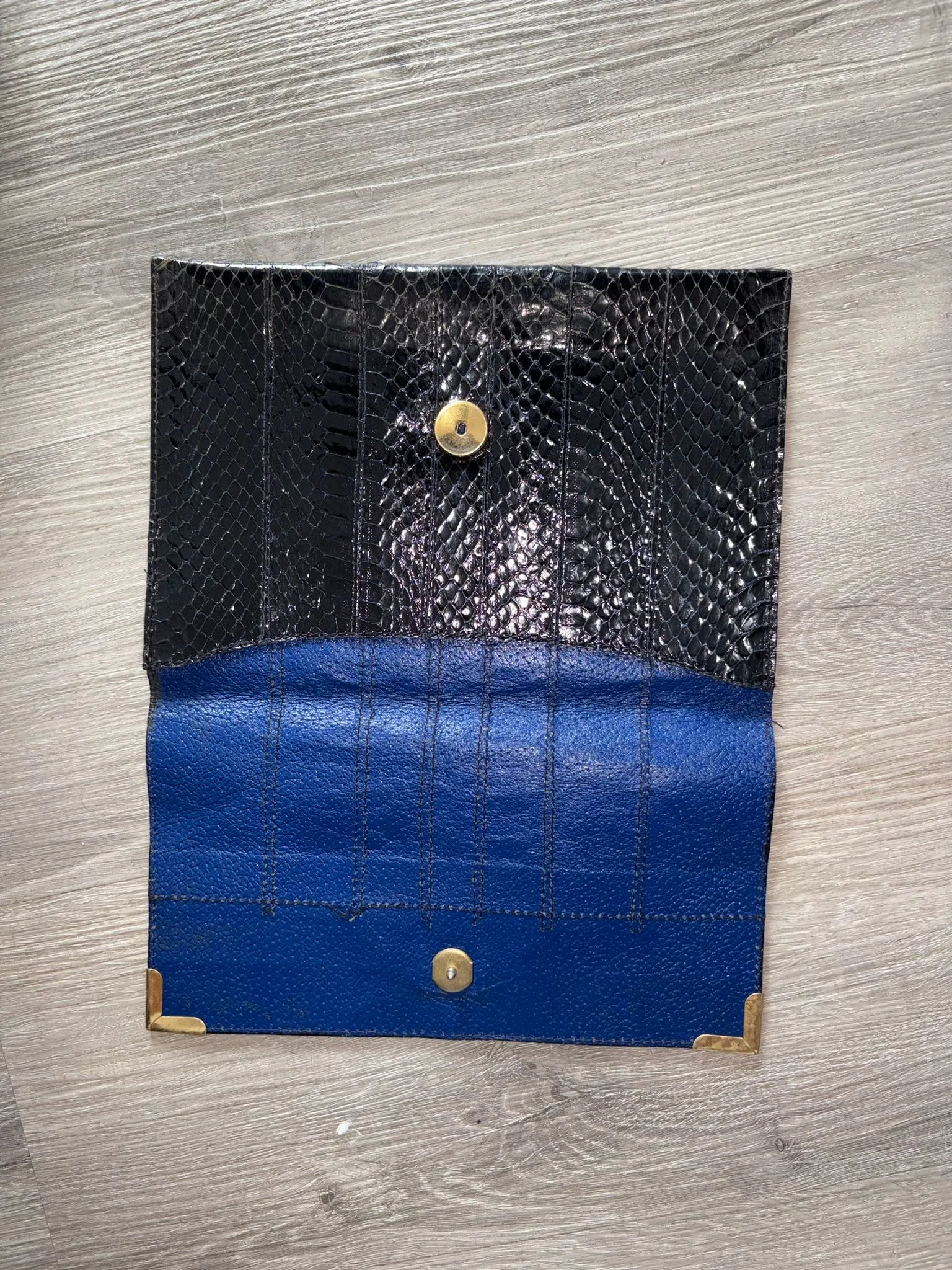 pochette serpent 70s noir vintage sans marque porte