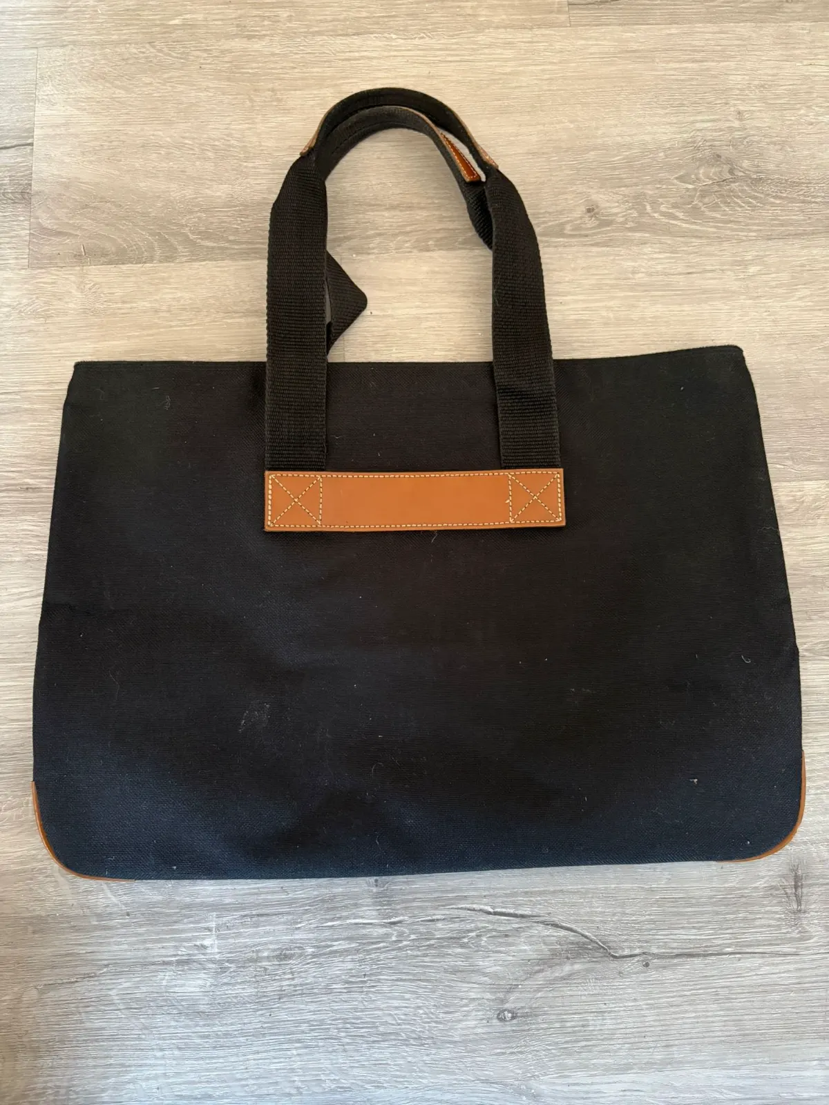 porte documents lancel noir lancel paris etiquette