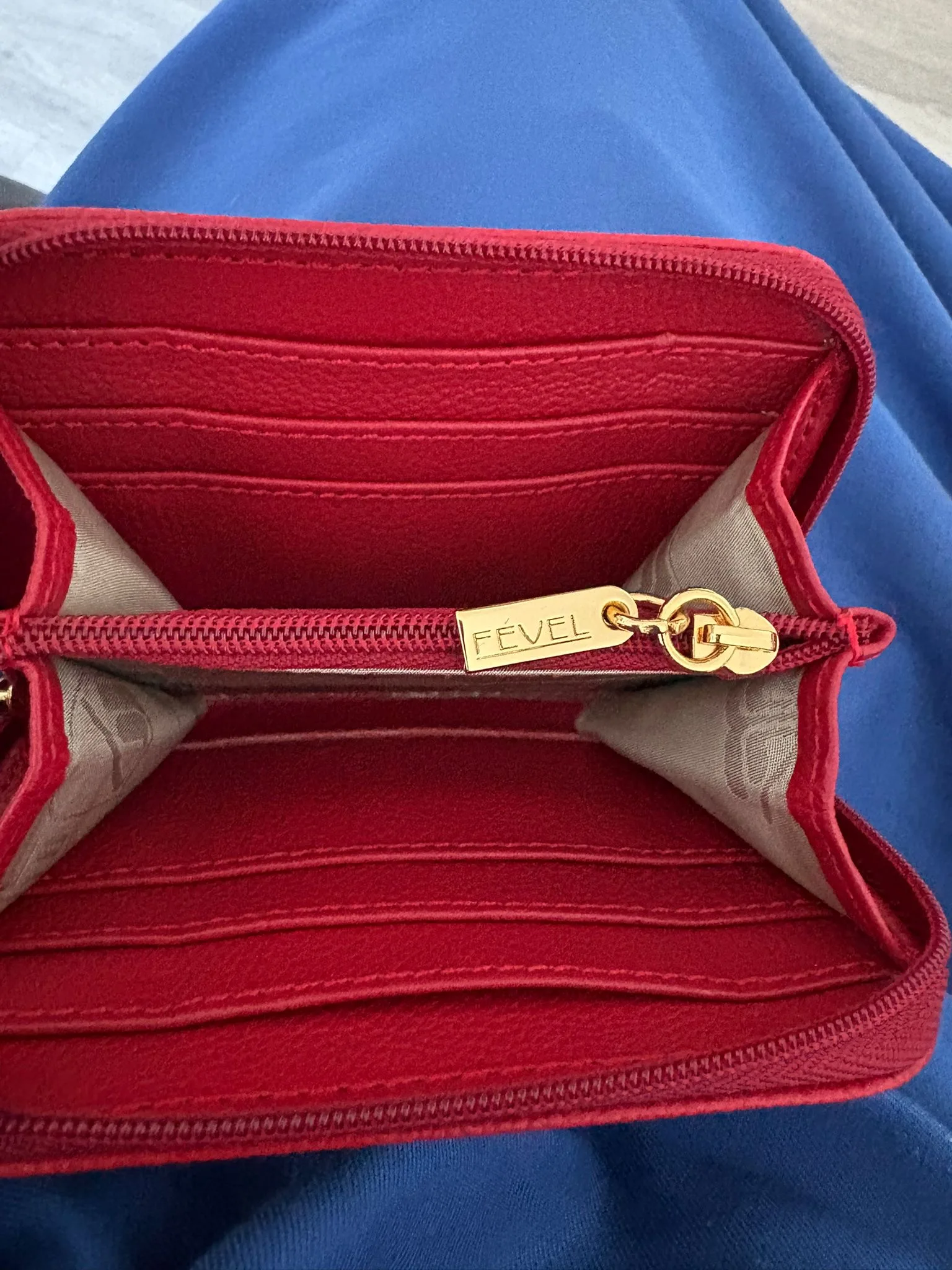 portefeuille zippe fevel rouge porte
