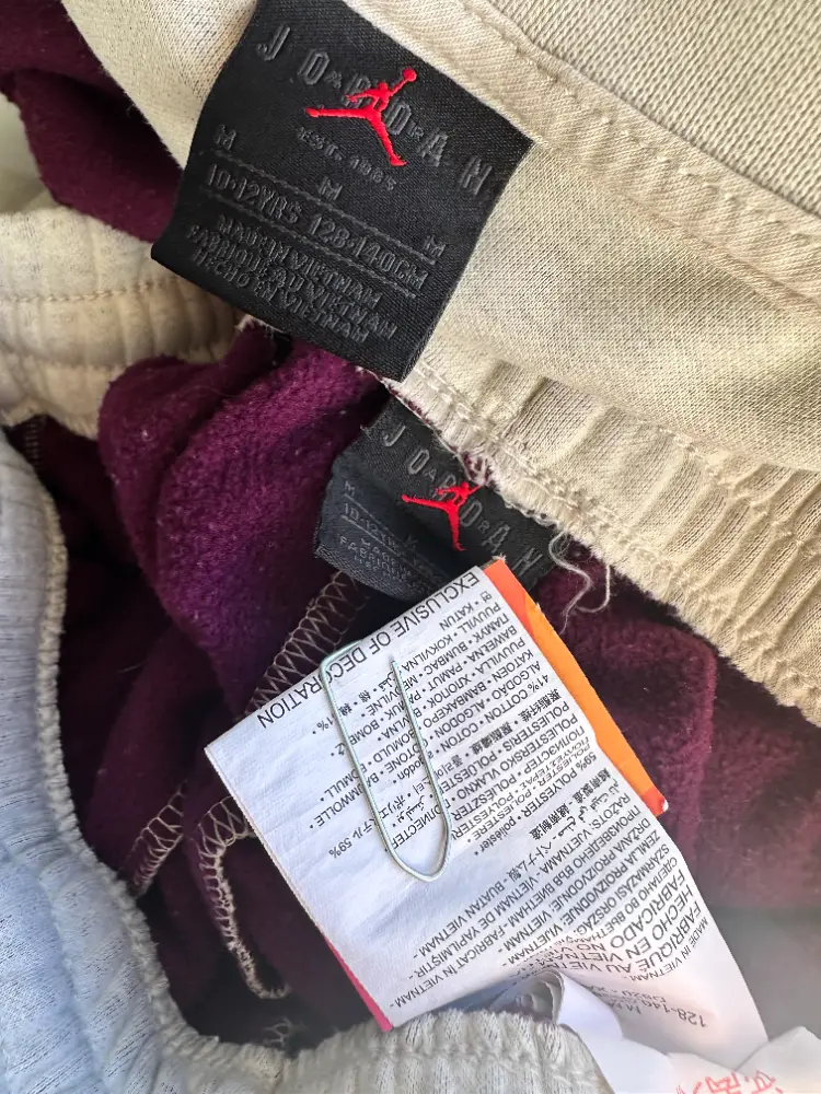 ensemble sweat et pantalon de jogging jordan violet beige etiquette