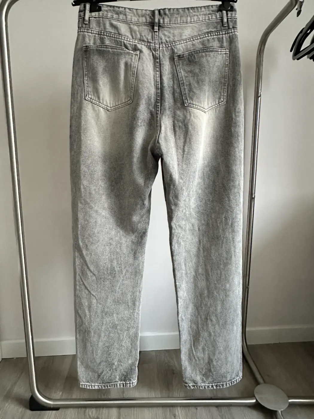 jean over size shein gris dos
