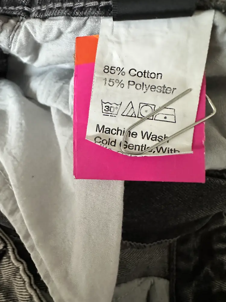 jean over size shein gris etiquette