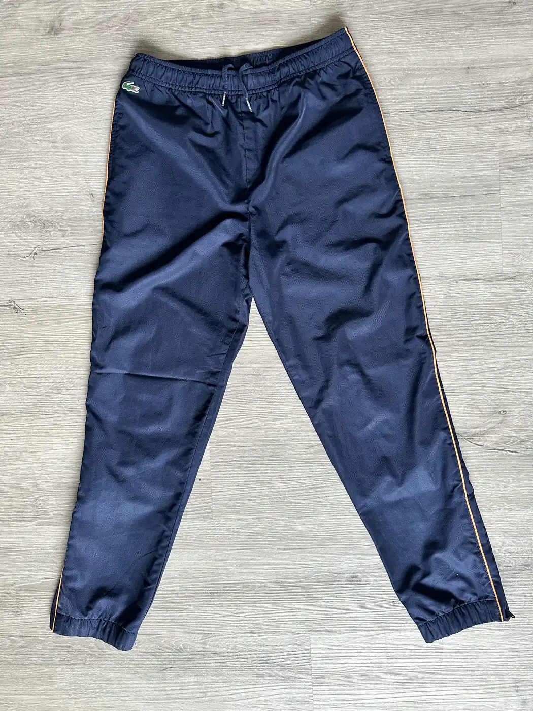 jogging lacoste ado occasion vu de face