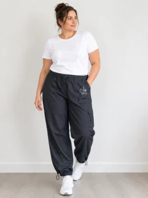 pantalon cargo parachute vetissimo gris porte